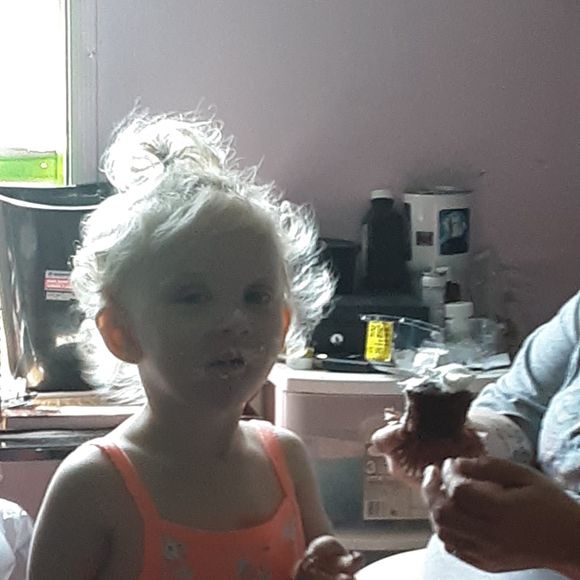 Meet your Posher, Gary - Picture 1 of 1